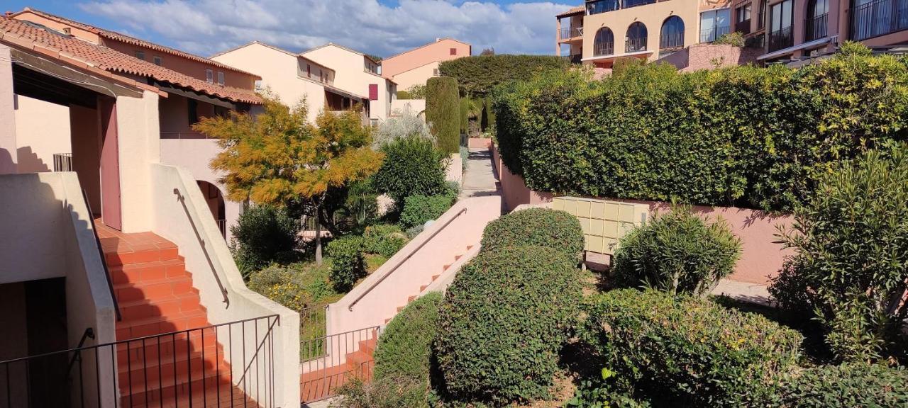 Cap Au Soleil Pour Cet Appartement Avec Piscine Saint-Mandrier-sur-Mer Exterior foto